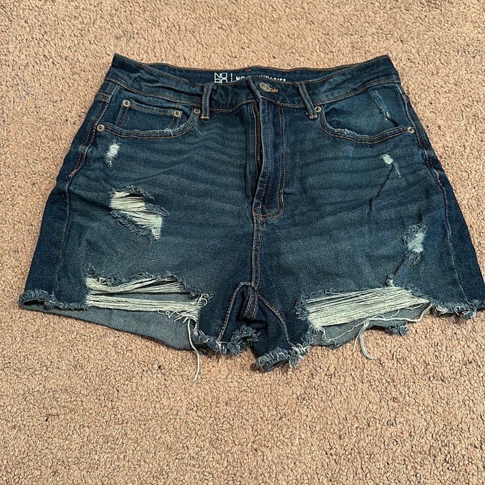 No boundaries jean shorts